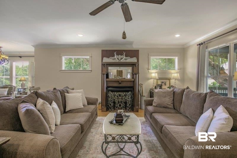 7 Confederate Point Daphne, AL 36527 - Photo 6 of 48 Living Room