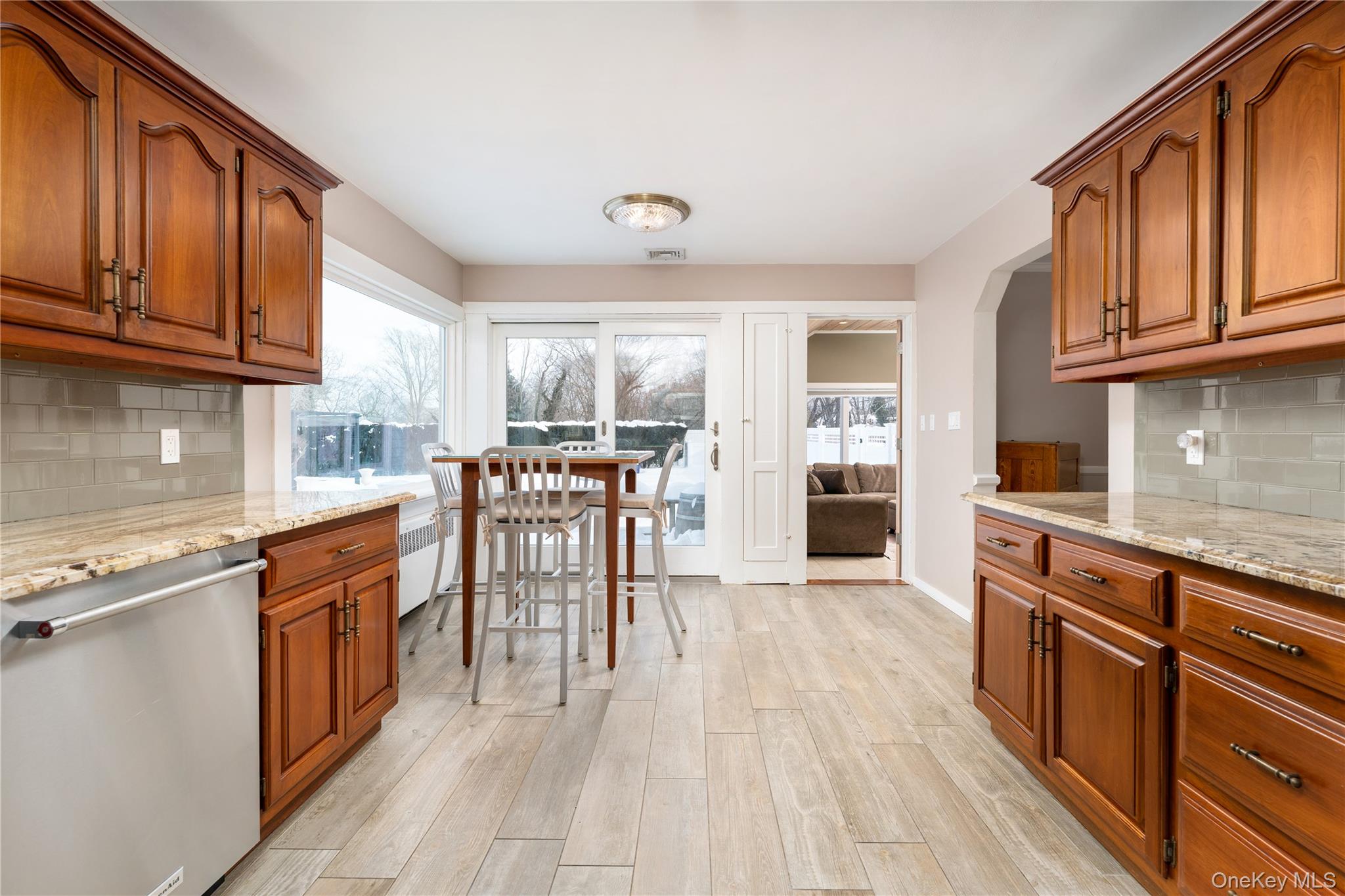 735 Reeve Avenue Mattituck, NY 11952 - Photo 23 of 50