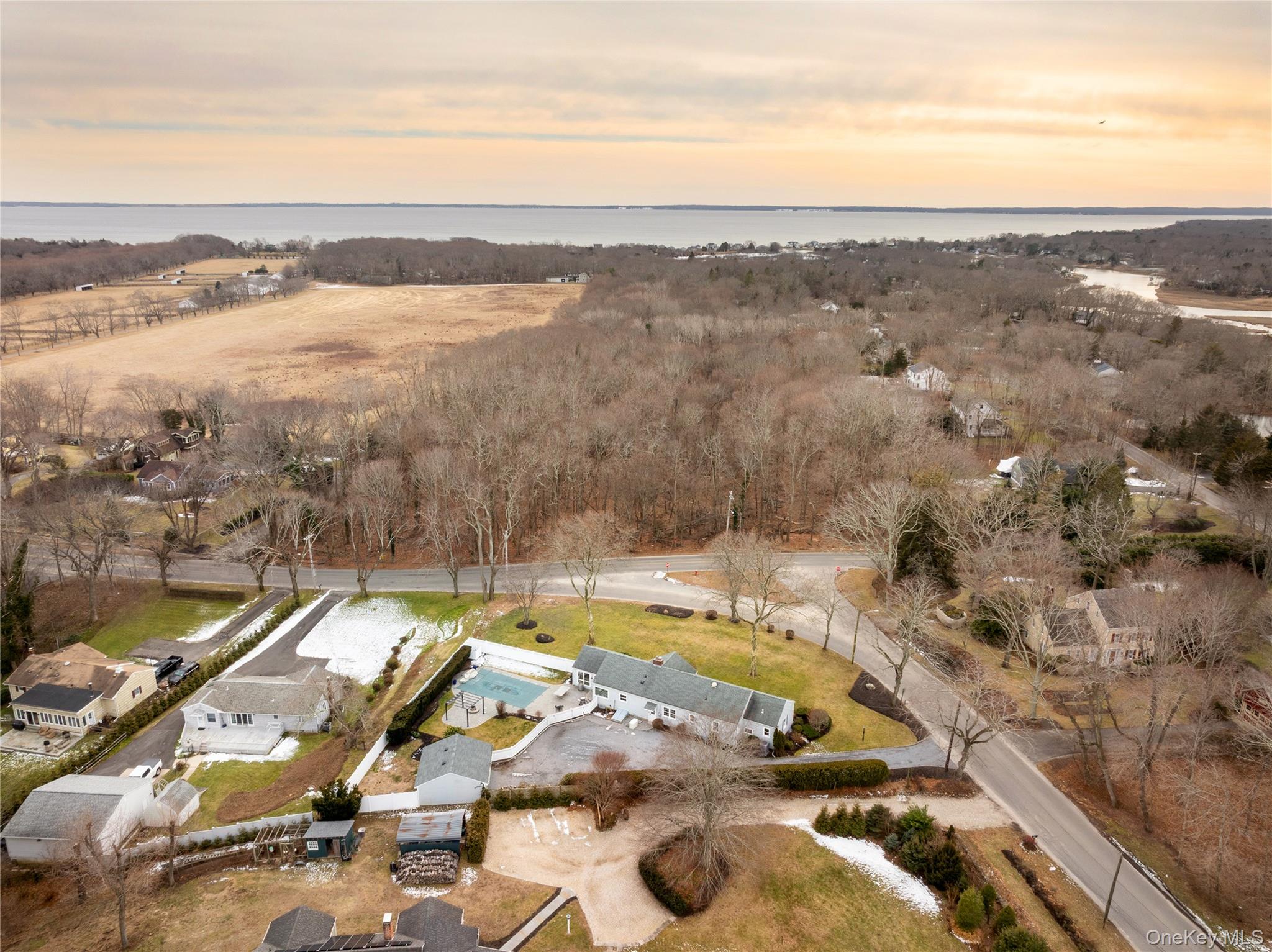 735 Reeve Avenue Mattituck, NY 11952 - Photo 47 of 50