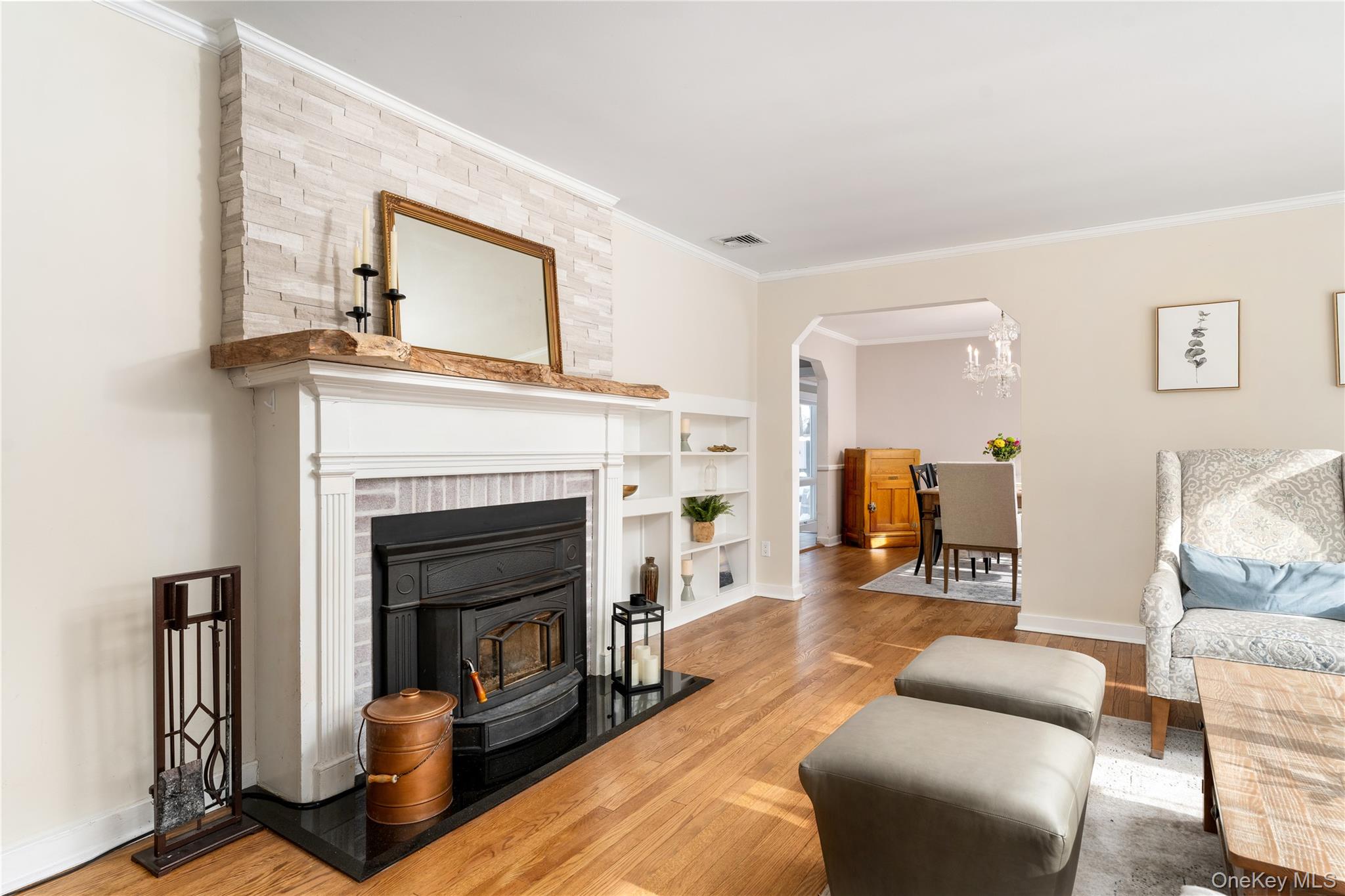 735 Reeve Avenue Mattituck, NY 11952 - Photo 10 of 50