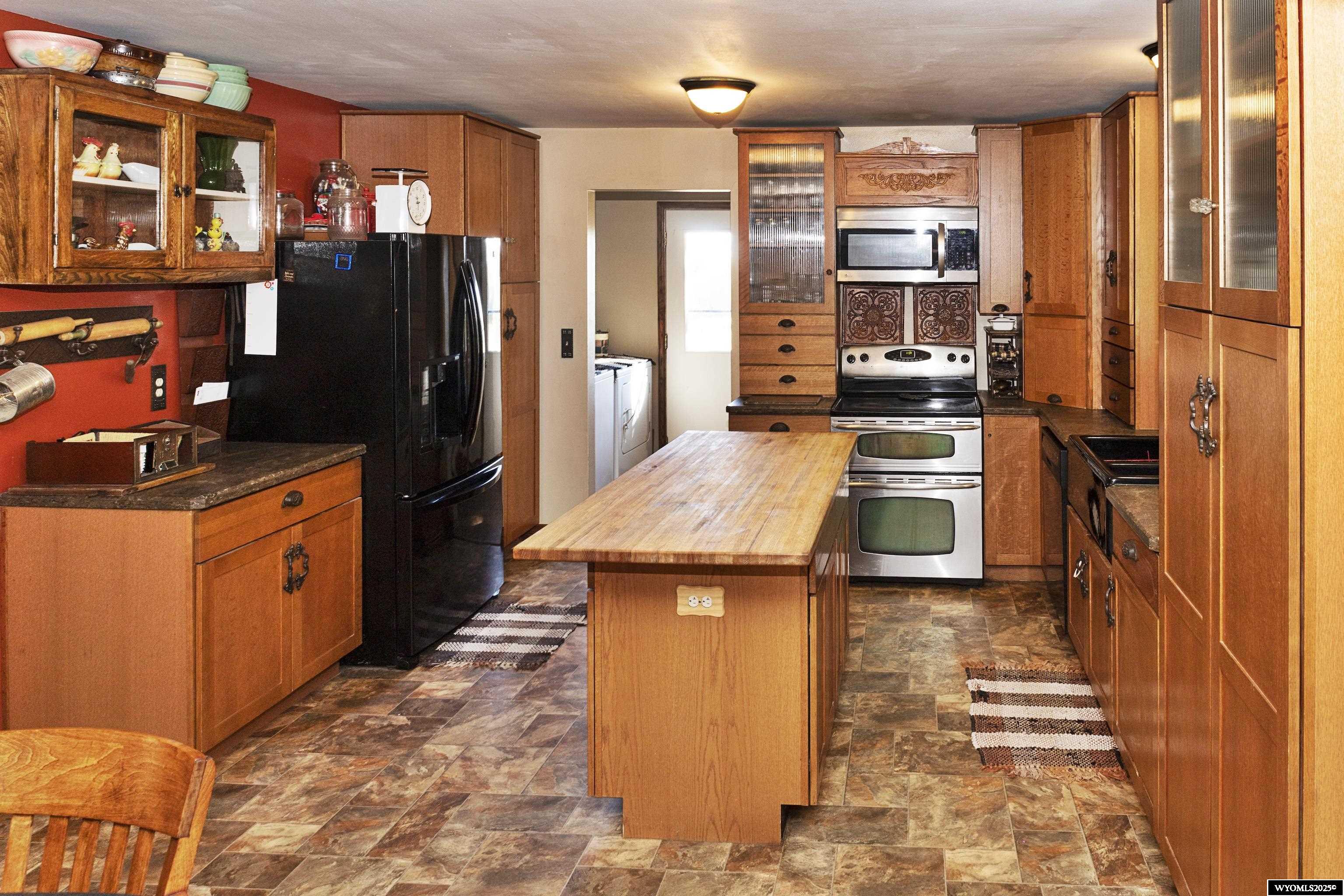 675 Burma Road Riverton, WY 82501 - Photo 6 of 43