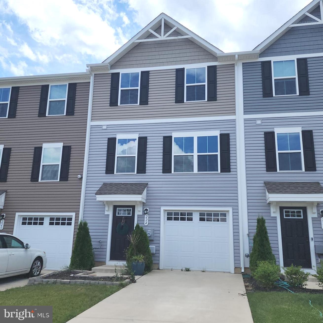 224 Rothberg Drive Williamstown, NJ 08094 - Photo 1 of 27 Gallery Image 1