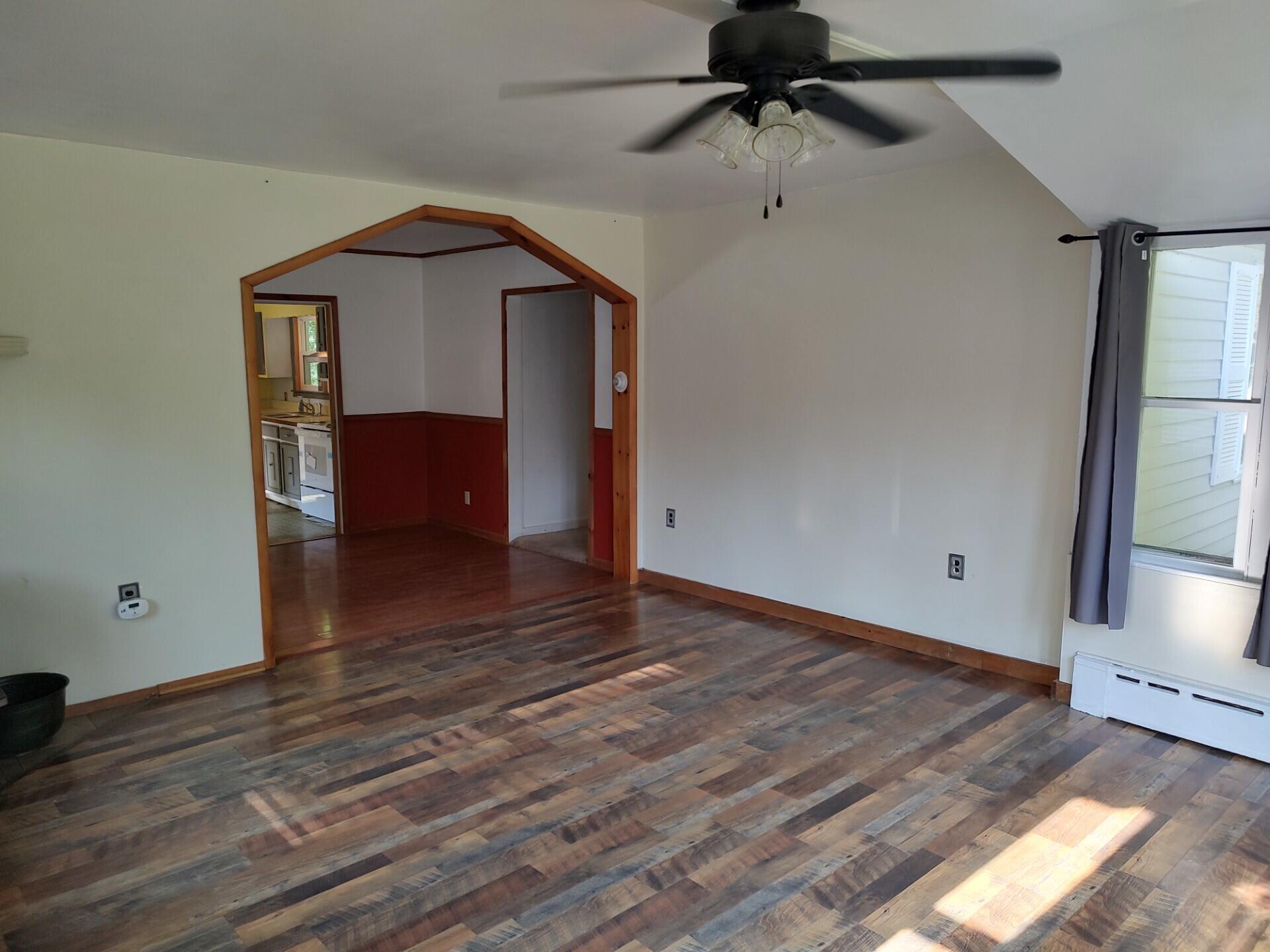 372 Rugar Street Plattsburgh, NY 12901 - Photo 5 of 22 Gallery Image 5