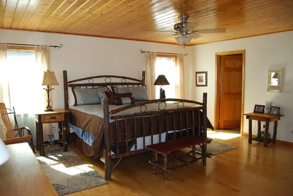 $629,900 | 1013 Buck Ridge Drive, Murphy, NC 28906