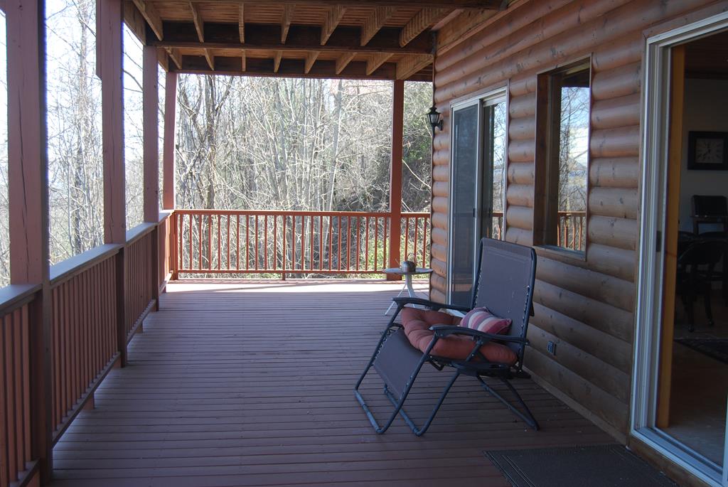 1013 Buck Ridge Drive Murphy, NC 28906 - Photo 33 of 34 a view of porch with seating space