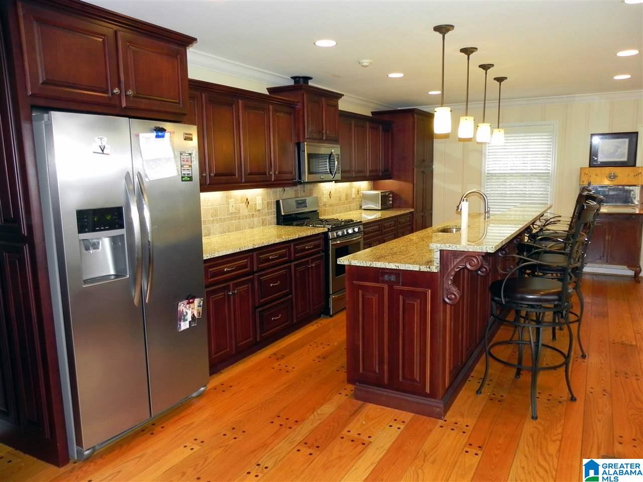 522 Hillyer High Road Anniston, AL 36207 - Photo 4 of 48