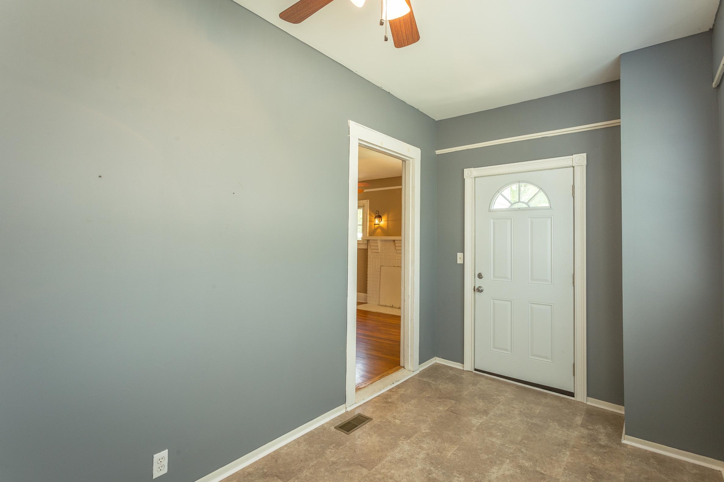 829 South Germantown Road Chattanooga, TN 37412 - Photo 7 of 30 829 S Germantown Road-22
