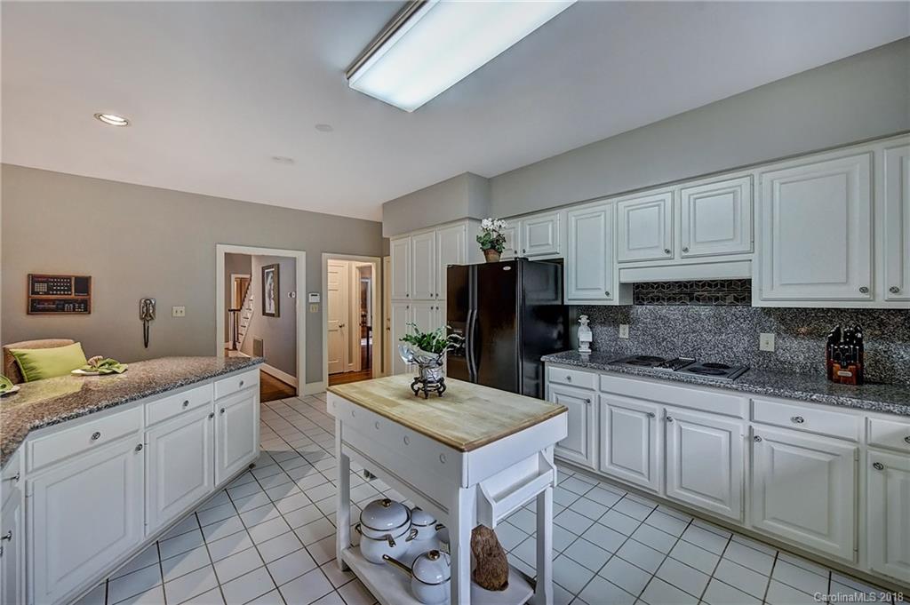 5110 Chillmark Road Charlotte, NC 28226 - Photo 14 of 36 Gallery Image 14