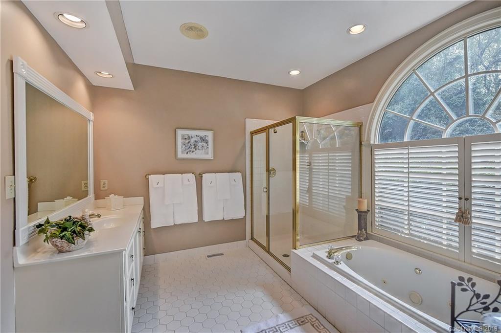 5110 Chillmark Road Charlotte, NC 28226 - Photo 22 of 36 Gallery Image 22