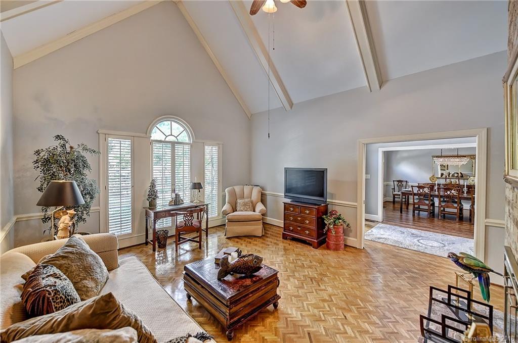 5110 Chillmark Road Charlotte, NC 28226 - Photo 8 of 36 Gallery Image 8
