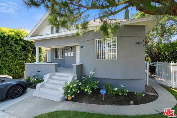 $2,695 | 3421 Walton Avenue, Los Angeles, CA 90007