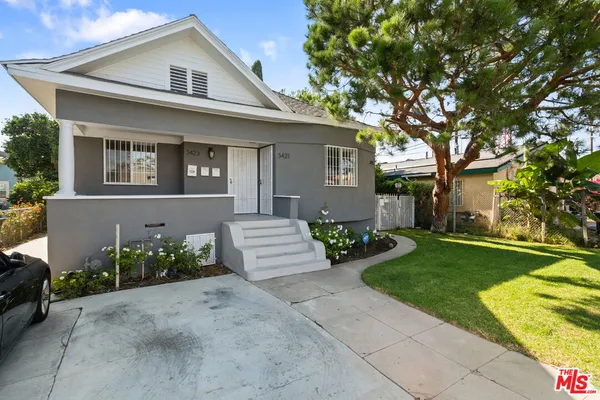 $2,695 | 3421 Walton Avenue, Los Angeles, CA 90007