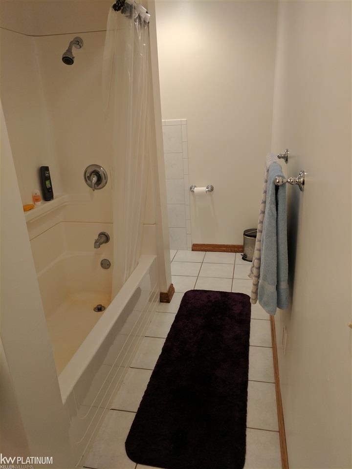 7080 Harrington Road Lexington, MI 48450 - Photo 30 of 49 31316692-29.JPG