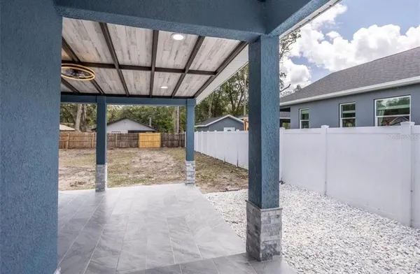 $2,600 | 8907 N Boulevard, Tampa, FL 33604