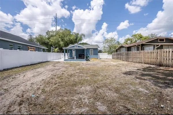 $2,600 | 8907 N Boulevard, Tampa, FL 33604