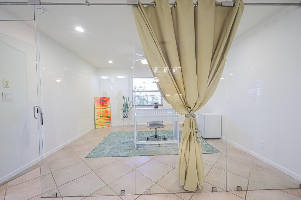 384 Northwest 23rd Street Boca Raton, FL 33431 - Photo 30 of 45 42398_32_image-191423_07.15.2026
