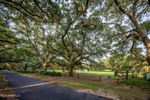$675,000 | Lot 8 Pointe Aux Chenes Road, Ocean Springs, MS 39564