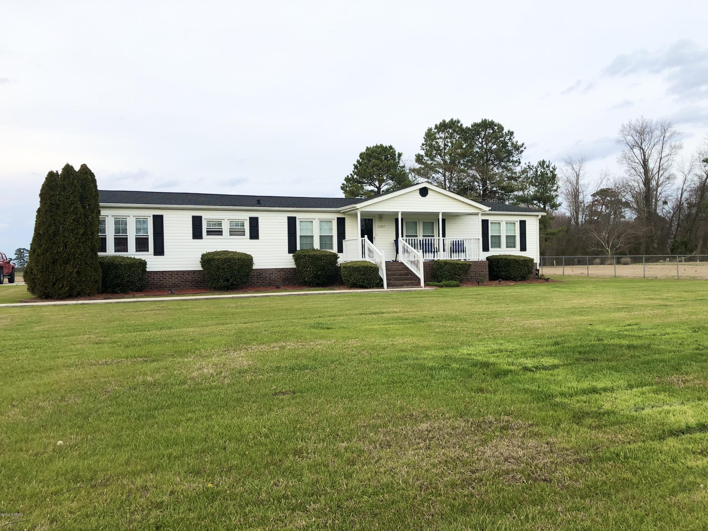 3387 Cupelo Road Farmville, NC 27828 - Photo 1 of 36 9FE38641-4ADF-4DF1-BE55-7CAD34B2E61F