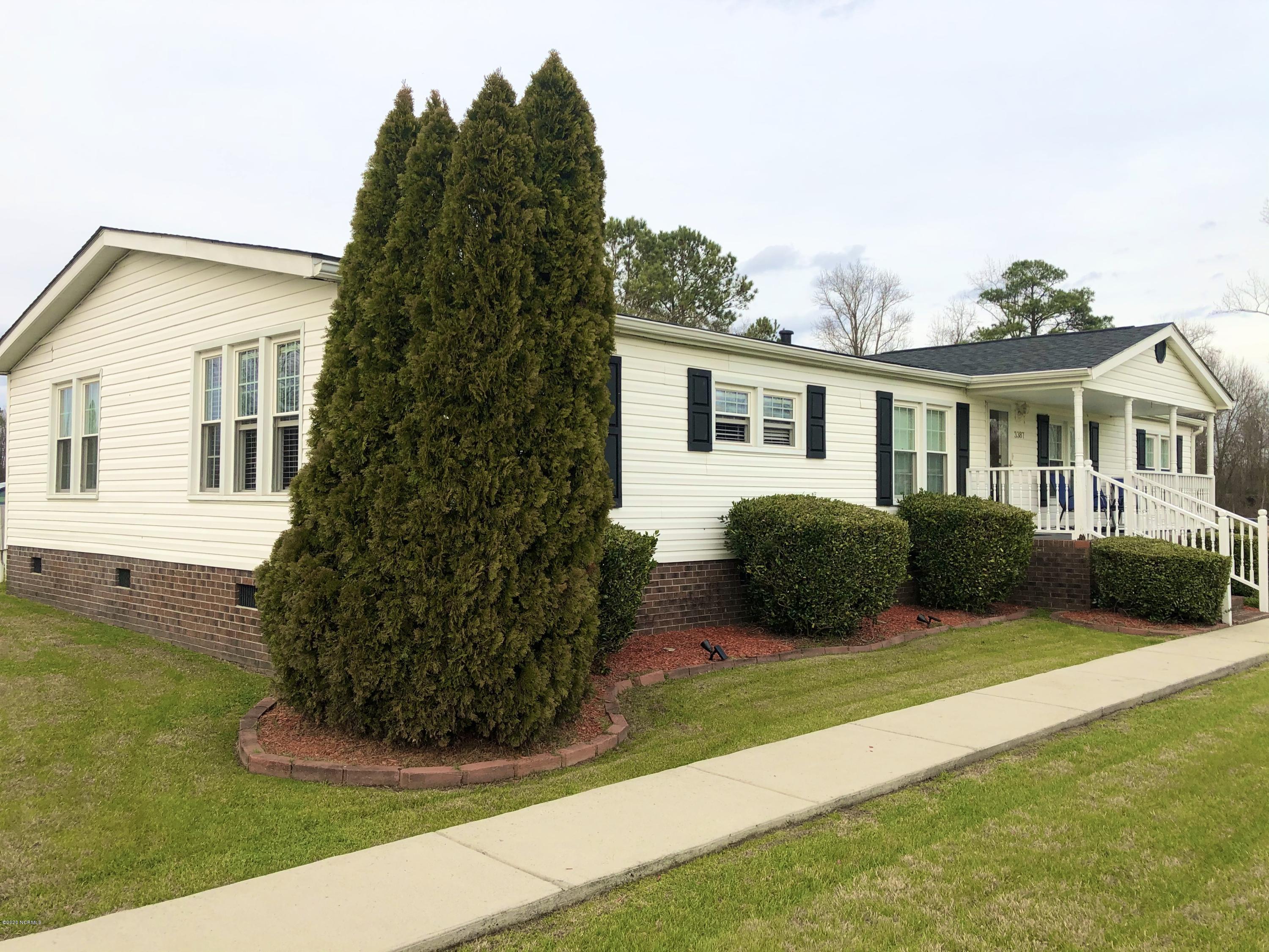 3387 Cupelo Road Farmville, NC 27828 - Photo 5 of 36 3716F9FA-2A47-4B5F-A899-F3E442BBE956