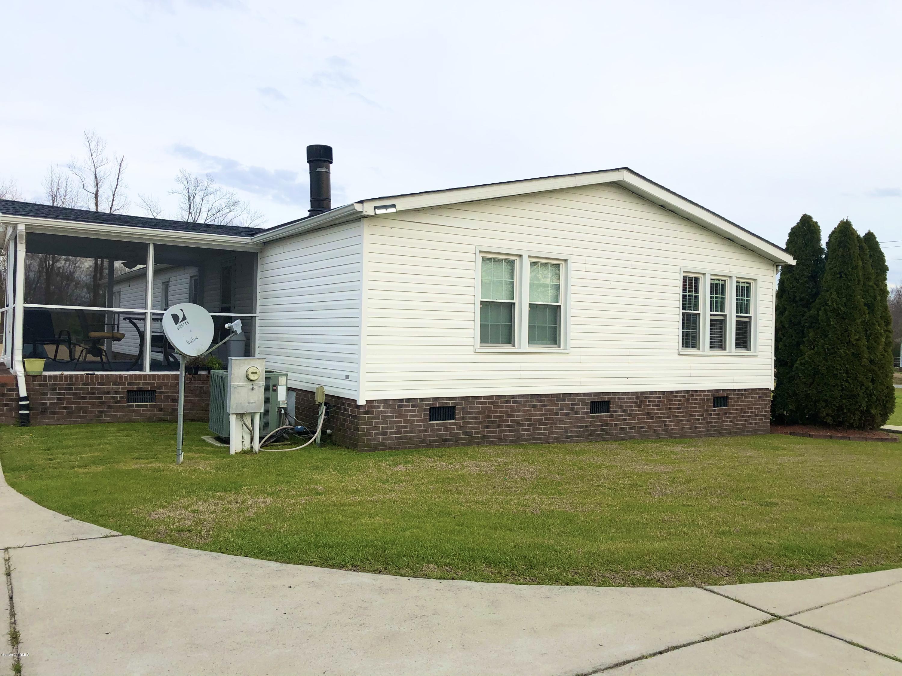 3387 Cupelo Road Farmville, NC 27828 - Photo 7 of 36 CD02FC9C-F3C4-4AE5-BE64-0BC37A52BE32