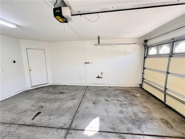 $1,897 | 11786 Pine Shadows Street, Las Vegas, NV 89183