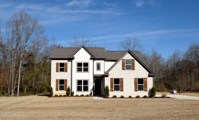$446,000 | 185 Centerline Roper Loop, Byhalia, MS 38611