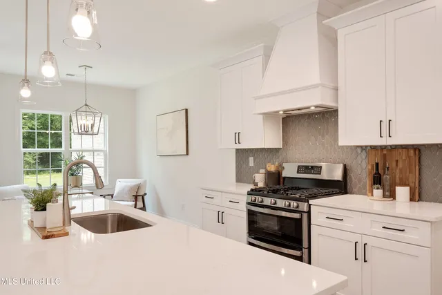 $446,000 | 185 Centerline Roper Loop, Byhalia, MS 38611