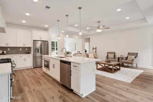 $446,000 | 185 Centerline Roper Loop, Byhalia, MS 38611