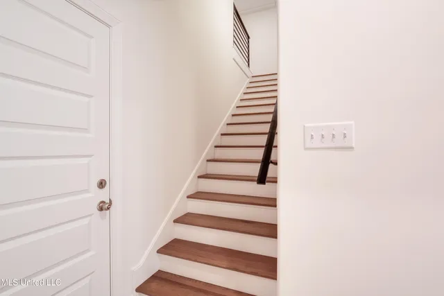 $446,000 | 185 Centerline Roper Loop, Byhalia, MS 38611