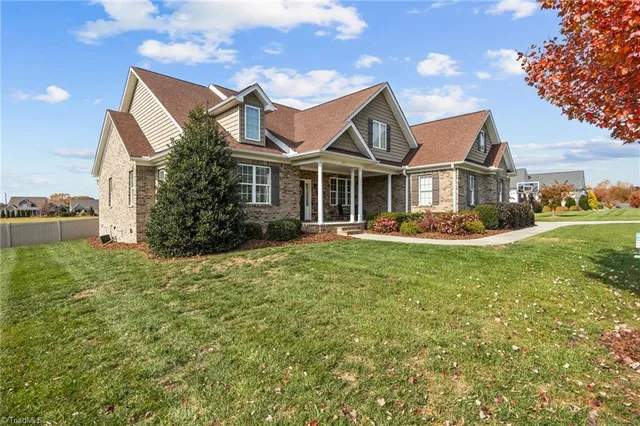 $679,000 | 127 Wellington Court, Advance, NC 27006