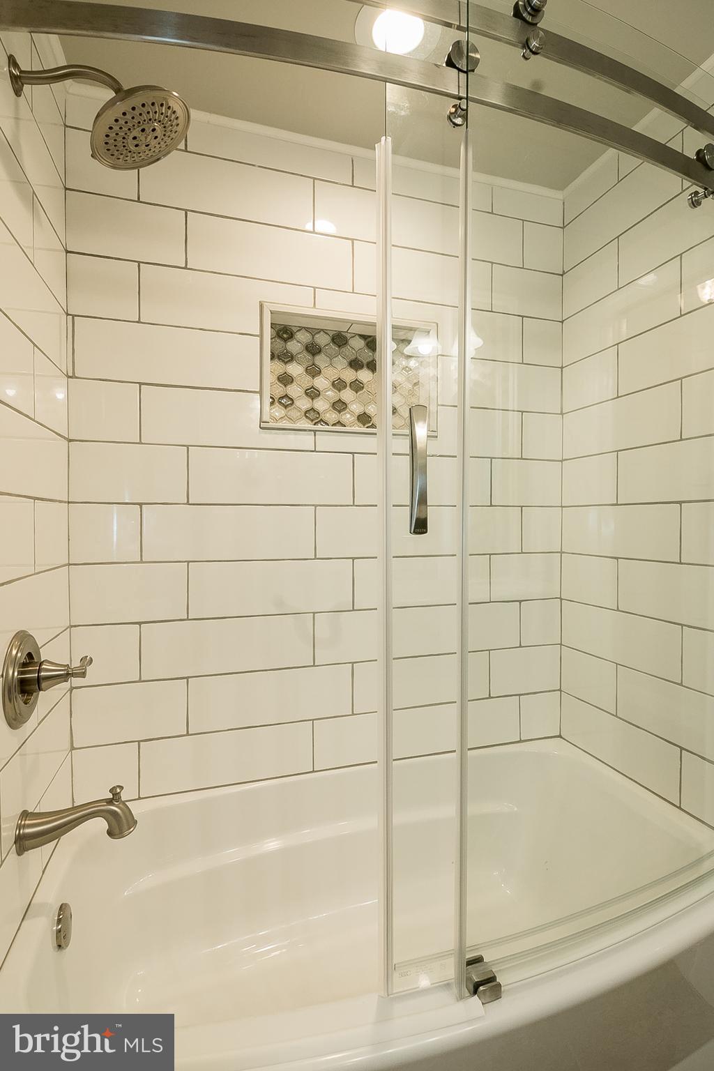 8315 Risha Drive Severn, MD 21144 - Photo 28 of 43 Shower/Tub