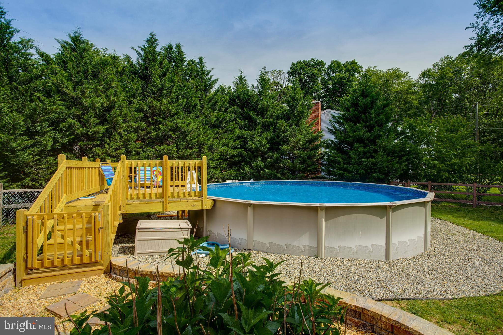8315 Risha Drive Severn, MD 21144 - Photo 4 of 43 Recently added pool
