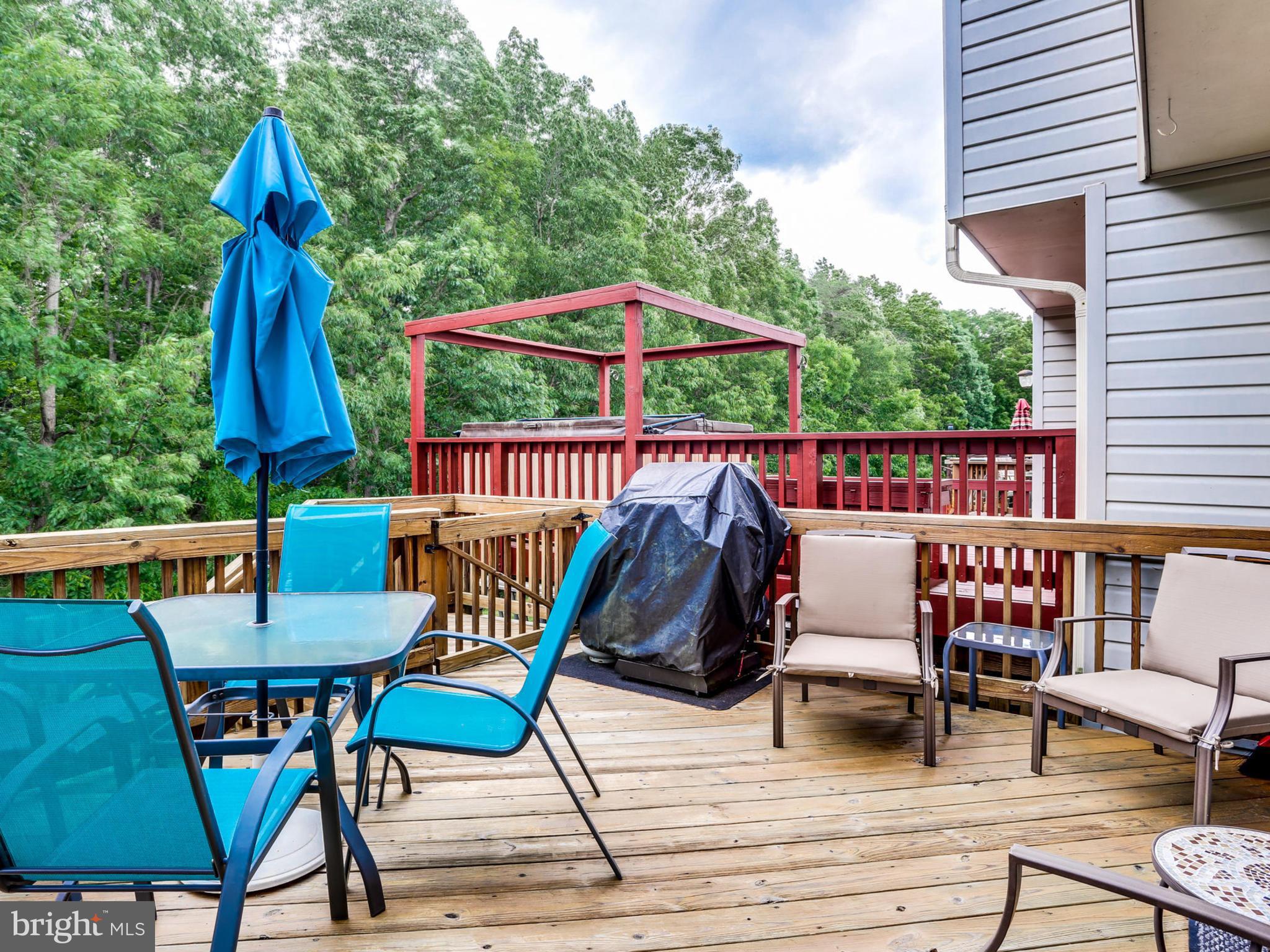 2520 Summers Ridge Drive Odenton, MD 21113 - Photo 22 of 28 Beautiful spacious deck for relaxing!