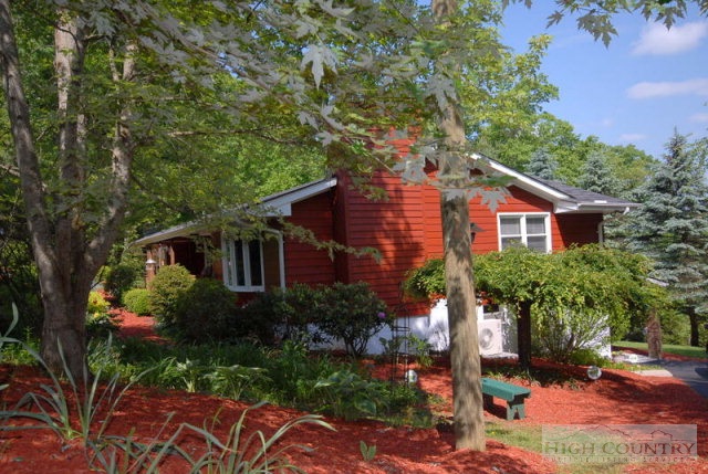436 Rustic Road West Jefferson, NC 28694 - Photo 1 of 34 Gallery Image 1