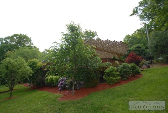 436 Rustic Road West Jefferson, NC 28694 - Photo 23 of 34 Gallery Image 23
