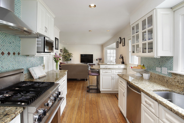 281 Graemere Street Northfield, IL 60093 - Photo 5 of 11