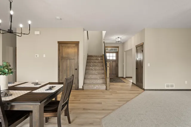 $522,935 | 9951 14th Circle Northeast, St. Michael, MN 55376