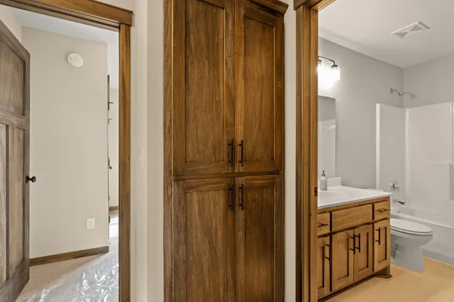 $522,935 | 9951 14th Circle Northeast, St. Michael, MN 55376