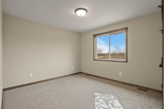 $522,935 | 9951 14th Circle Northeast, St. Michael, MN 55376