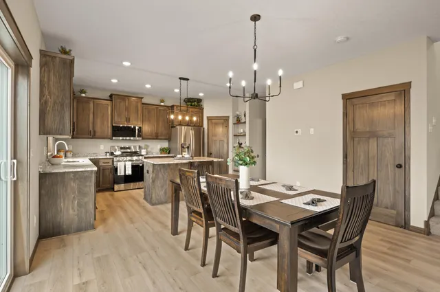 $522,935 | 9951 14th Circle Northeast, St. Michael, MN 55376