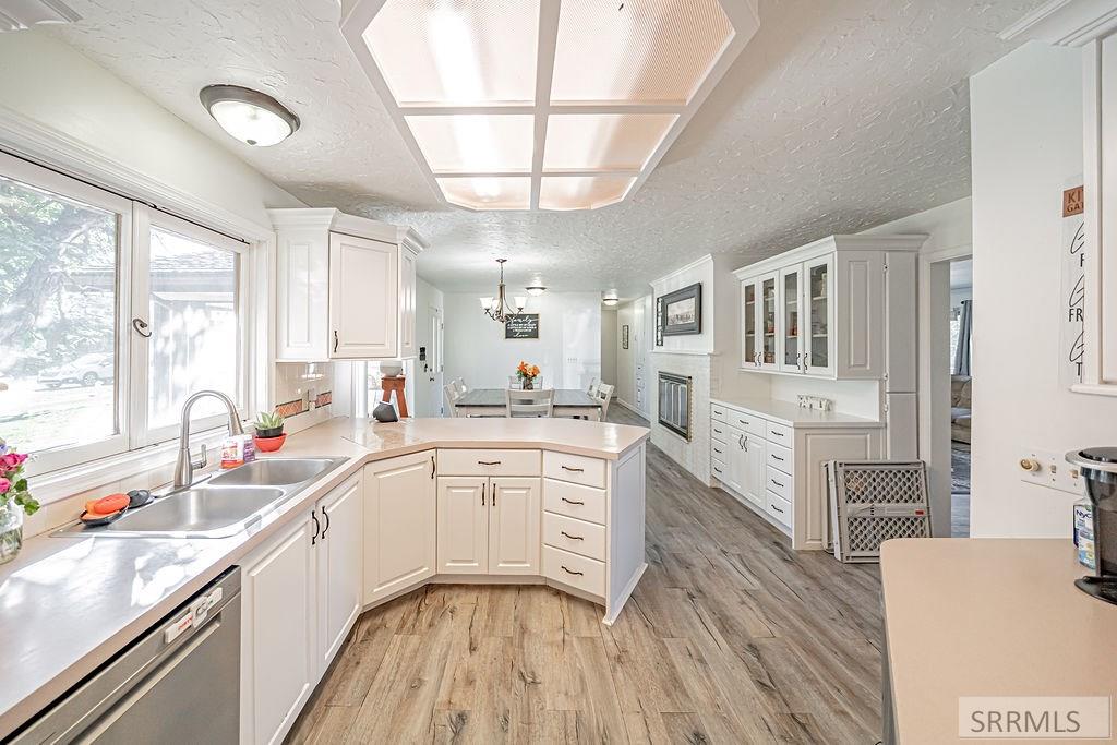 431 East Center Street Shelley, ID 83274 - Photo 11 of 32