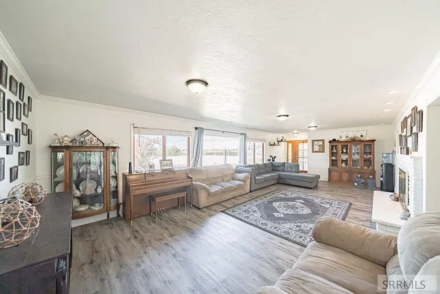 $425,000 | 431 East Center Street, Shelley, ID 83274