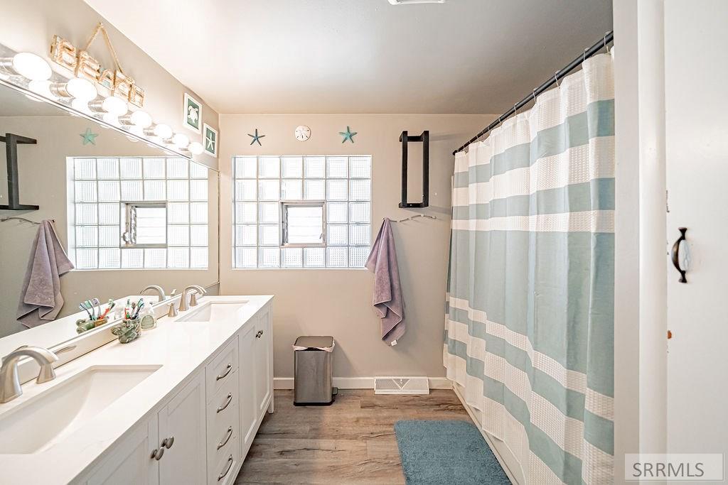 431 East Center Street Shelley, ID 83274 - Photo 18 of 32