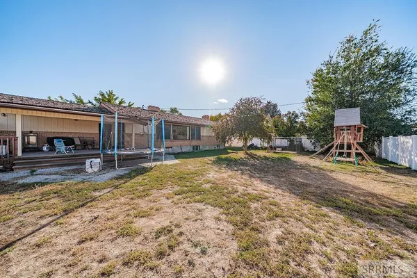 $425,000 | 431 East Center Street, Shelley, ID 83274