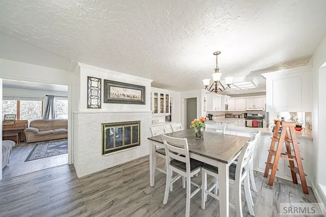 $425,000 | 431 East Center Street, Shelley, ID 83274