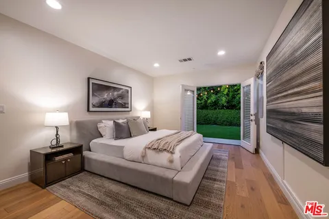 $1,900,000 | 730 North Fairview Street, Burbank, CA 91505