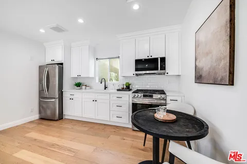 $1,900,000 | 730 North Fairview Street, Burbank, CA 91505