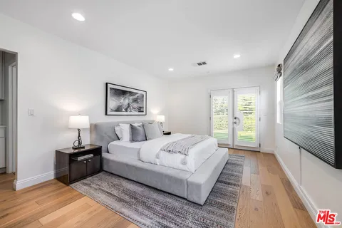 $1,900,000 | 730 North Fairview Street, Burbank, CA 91505