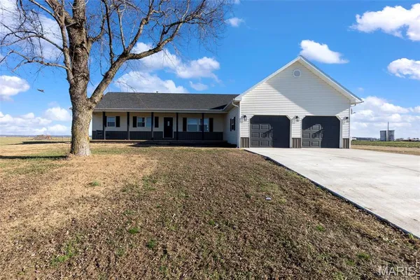 $325,000 | 828 State Hwy CC, Oran, MO 63771