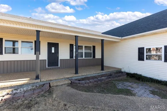 $325,000 | 828 State Hwy CC, Oran, MO 63771